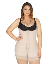 Cargar imagen en el visor de la galería, Short Bodysuit, Abdomen Control & Butt Lifter. Waist Definition 3 Hooks ( Ref. O-011 )