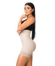 Cargar imagen en el visor de la galería, Faja Short Levanta Cola ( Ref. O-070 )