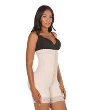 Cargar imagen en el visor de la galería, Short Strapless Bodysuit with Central Hooks (Ref. O-051)